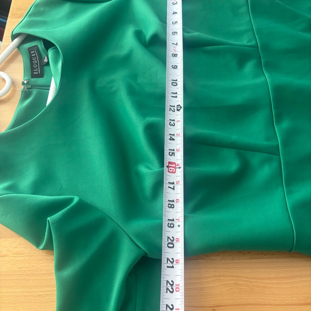 Eloquii Ultramarine Green Flare Sleeve Scuba Dress size 18 Plus Size Knee Length - Picture 11 of 12